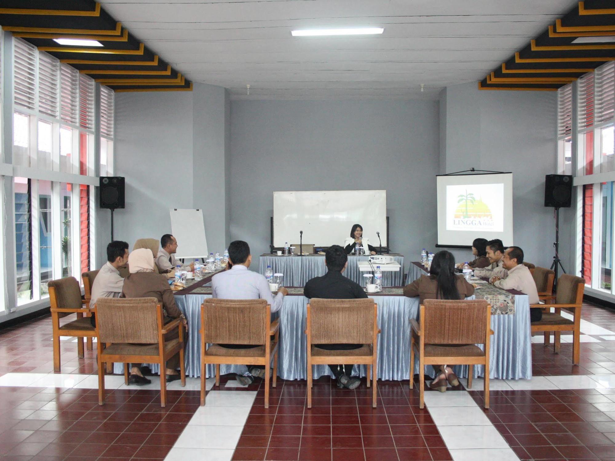 Lingga Guest House Jayagiri เล็มบัง ภายนอก รูปภาพ